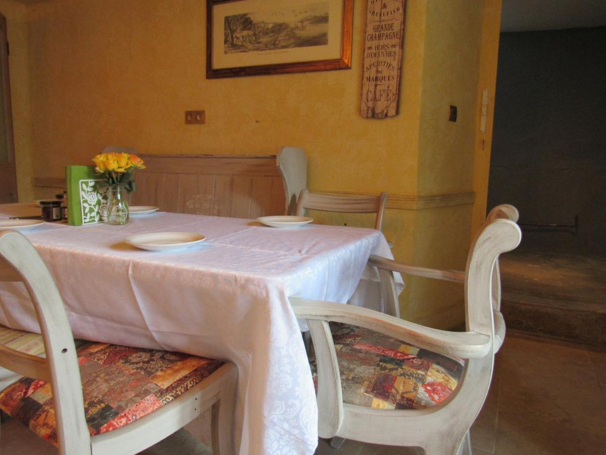 Bed and Breakfast Les Deux Rives Cierp Exterior foto